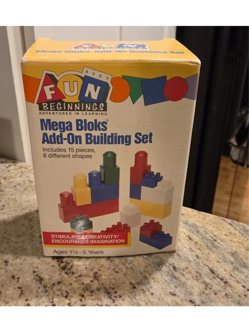 AVON FUN BEGINNINGS-BASIC BUILDING SET MEGA BLOKS  Vintage 30 Pieces